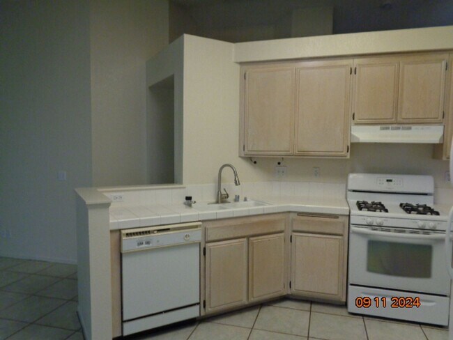 Foto del edificio - Cute Single Story in West Palmdale