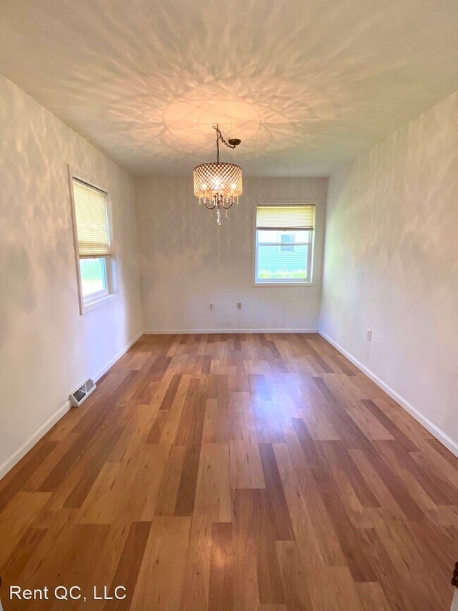 Building Photo - 3 br, 2 bath House - 3918 15th Street B