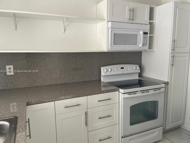 Foto del edificio - 15342 SW 72nd St