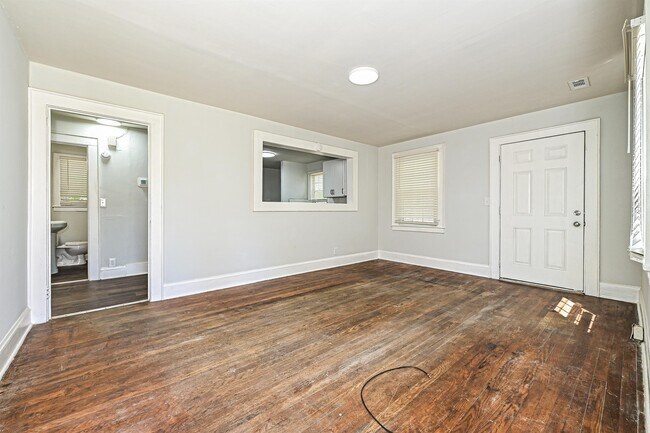 Foto del edificio - 415 Norris Ave