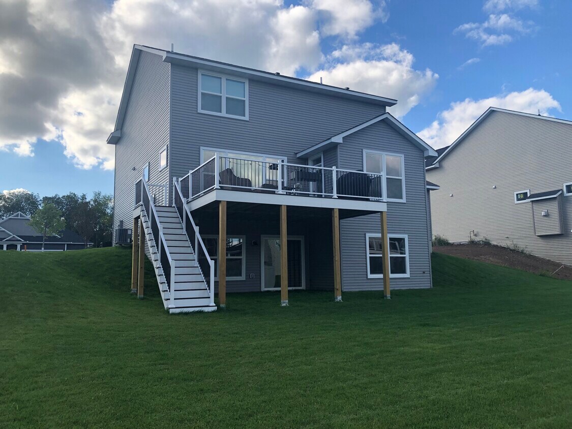 Foto principal - 1414 Bluff Border Rd