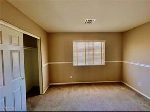 Building Photo - 2455 Silver Sunrise Ln