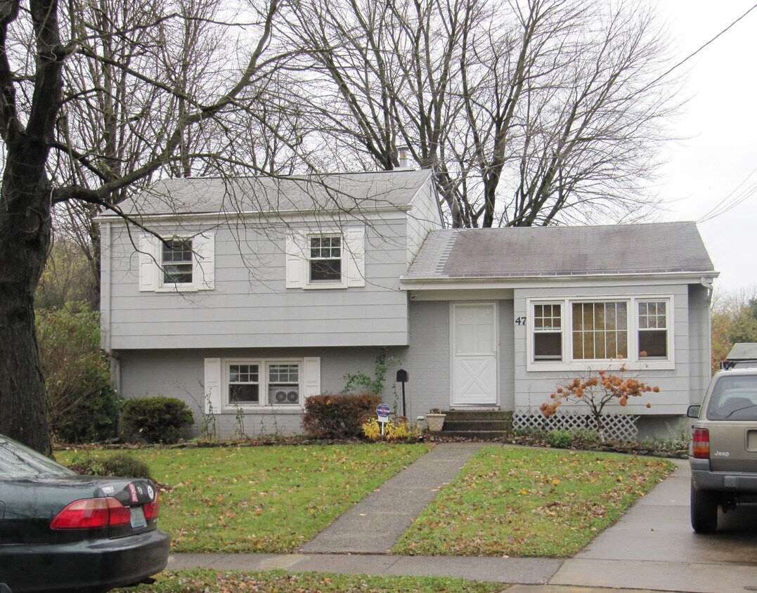 47 Dixmont Ave, Ewing Township, NJ 08618 House Rental in Ewing