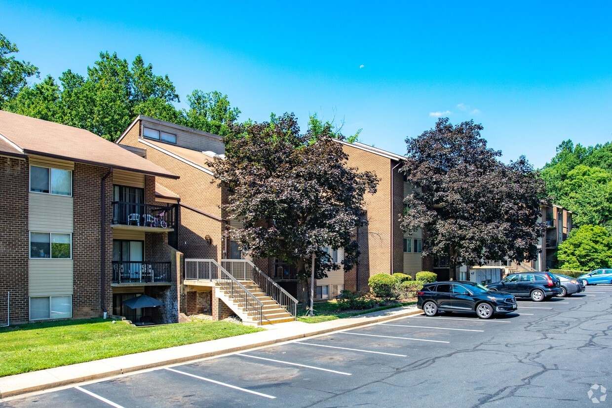 Winterthur Apartments - Reston, VA | Apartments.com