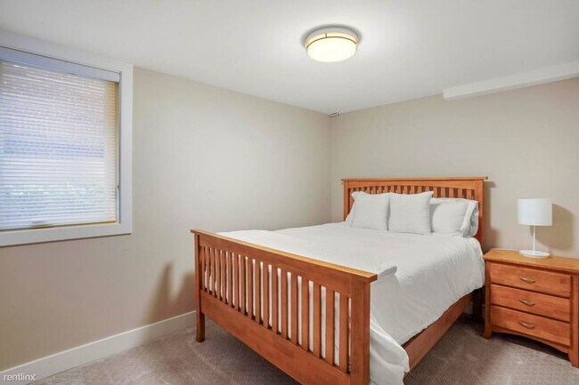 Foto del edificio - 3 br, 2 bath House - 1676 Garfield Street