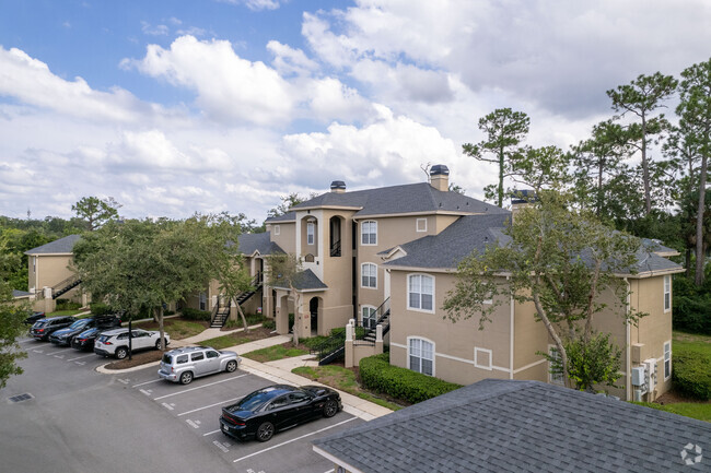 Building Photo - The Palms At Marsh Landing