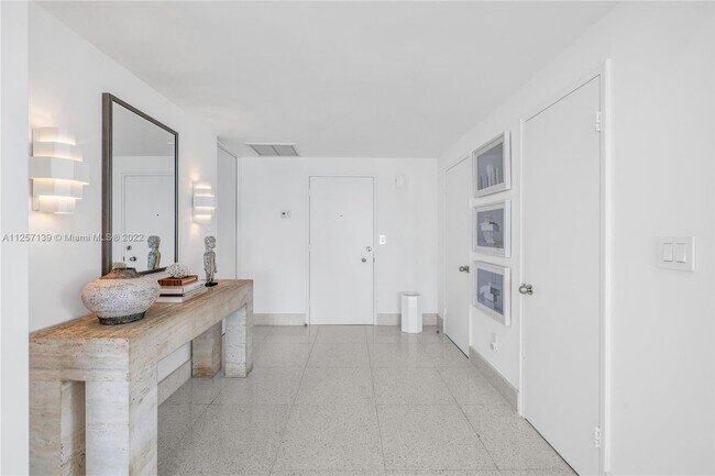 Foto del edificio - 16 Island Ave