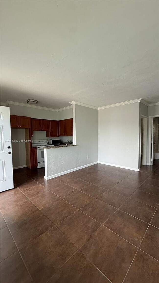 Foto del edificio - 521 NE 82nd Terrace