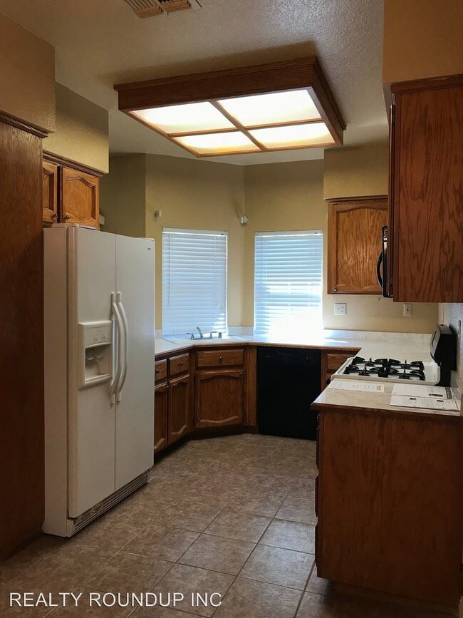 Foto del edificio - 3 br, 2 bath House - 8159 Overton Way