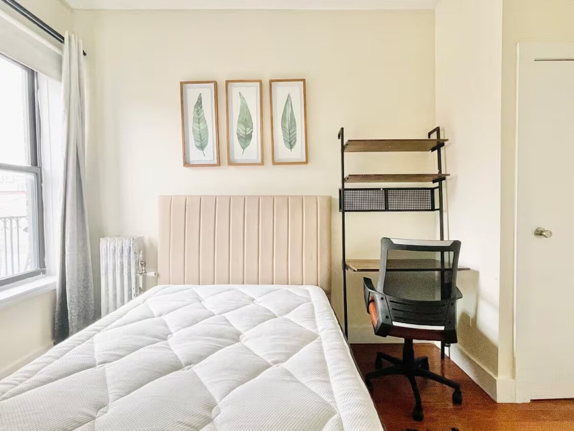Furnished room/NOT APARTMENT - Furnished room/NOT APARTMENT