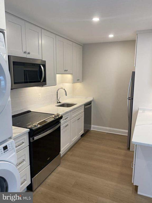 Foto principal - 120 W 4th Ave