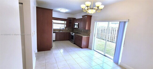 Foto del edificio - 11755 SW 102nd St
