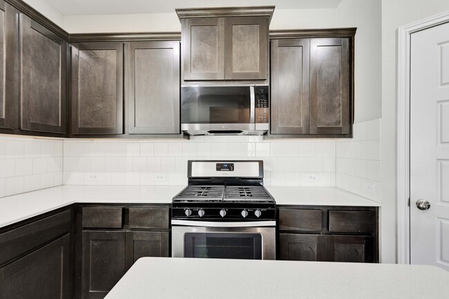 Foto del edificio - 7301 Van Ness St