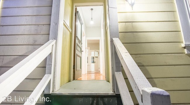 Building Photo - 221B Dolores St