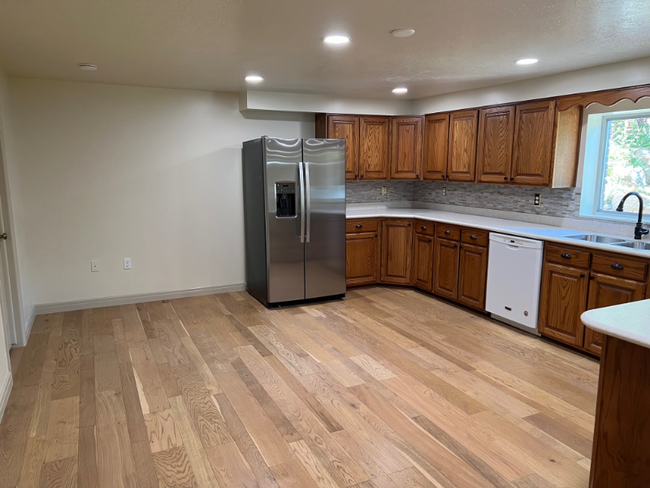 Building Photo - 2656 Oak Hills Dr