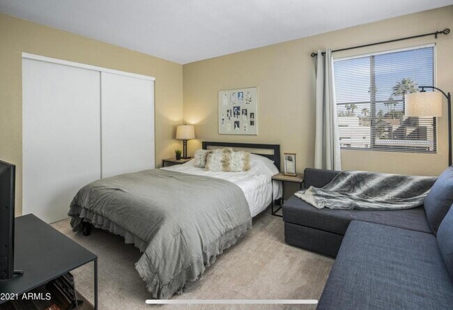 Second bedroom - 11333 N 92nd St