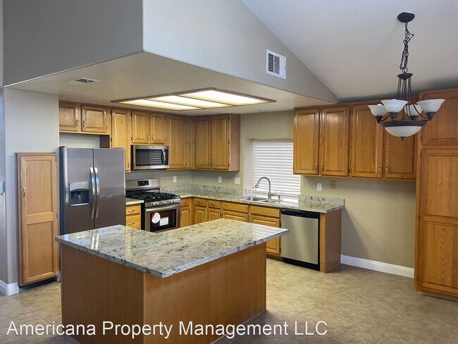 Building Photo - 4 br, 2 bath House - 4906 High Creek Dr