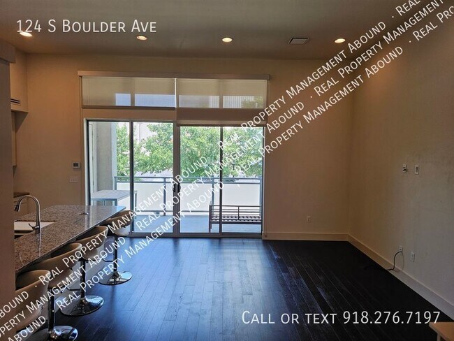 Foto del edificio - Urban City Life!