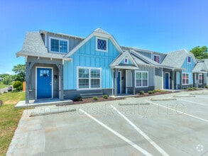 Building Photo - 2801 N Kentucky Ave