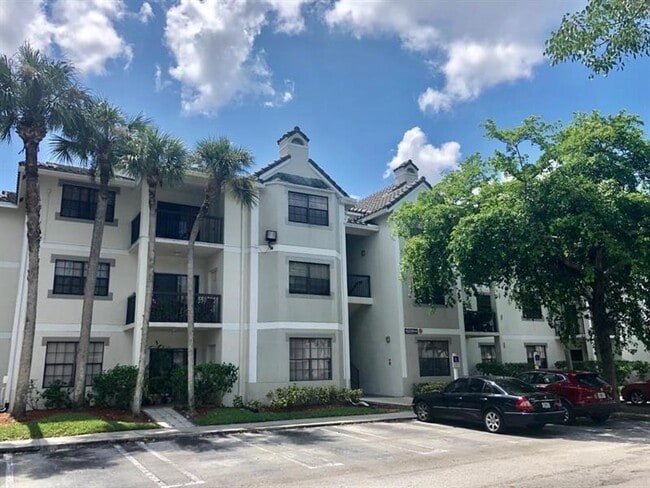 Foto del edificio - 11255 W Atlantic Blvd