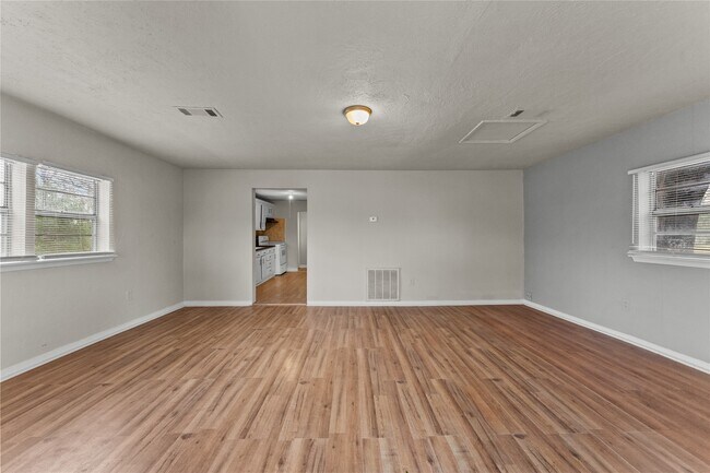 Foto del edificio - 25 2nd Ave N