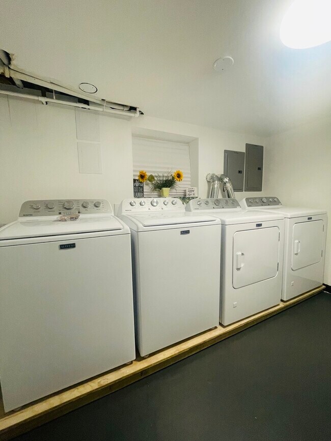 Foto del edificio - 5133 W Wrightwood Ave