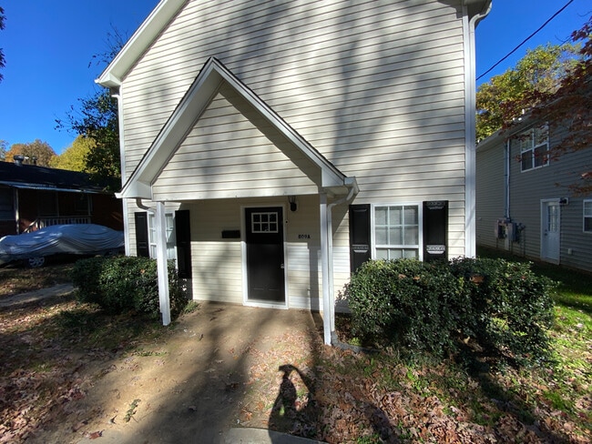 Photo - Room in Duplex on Lee St Townhome