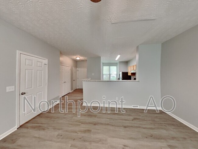 Foto del edificio - 6097 Camden Forrest Dr