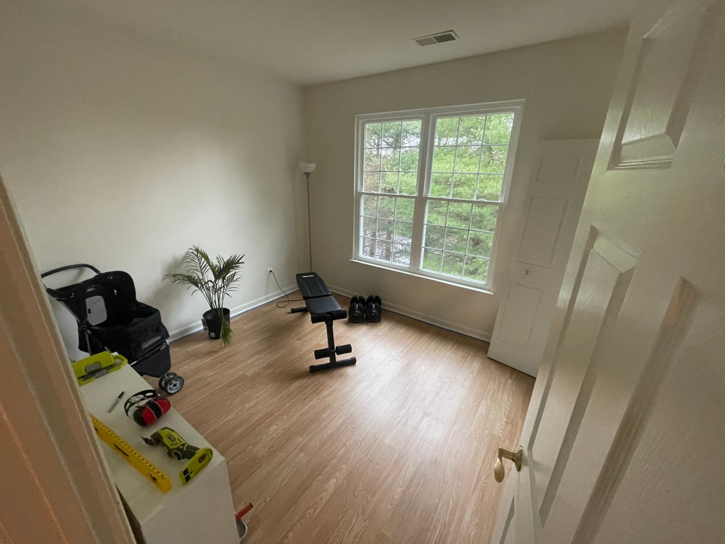 5001 Hollington Dr Unit 302, Owings Mills, MD 21117 Condo for Rent in