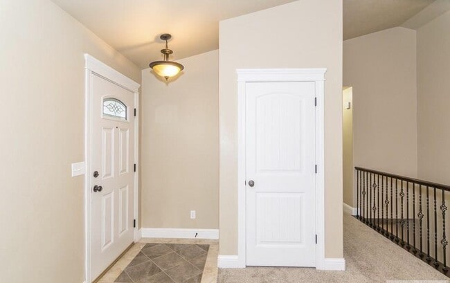 Foto del edificio - 1466 Chesney Ct