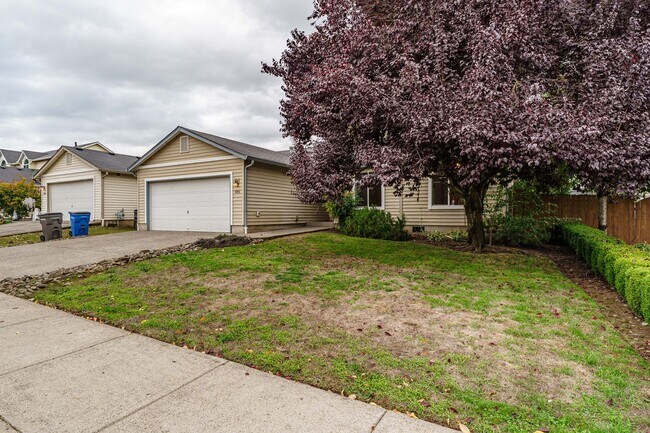 Foto del edificio - Ranch Home with Open Floor Plan.