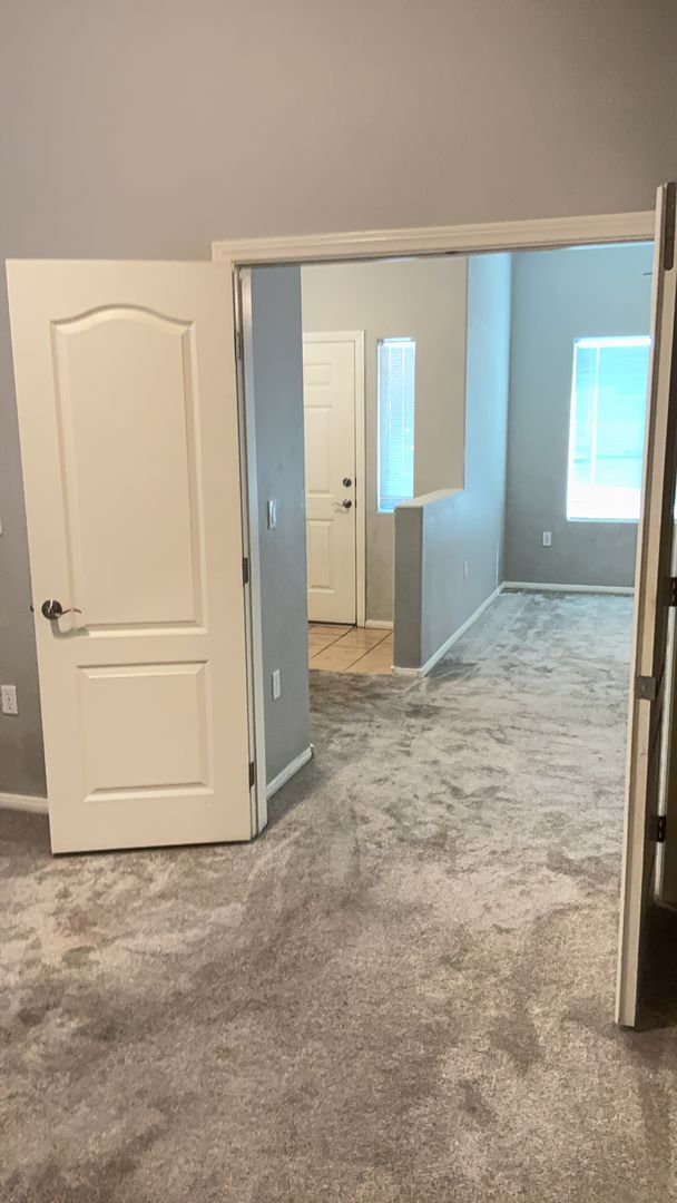 Foto del edificio - Condo 2 bedroom 2 bathroom Gated Entrance