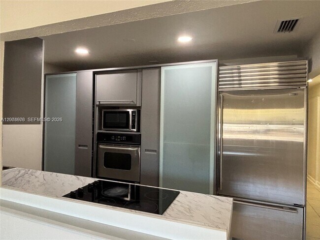 Foto del edificio - 543 SW 61st Terrace