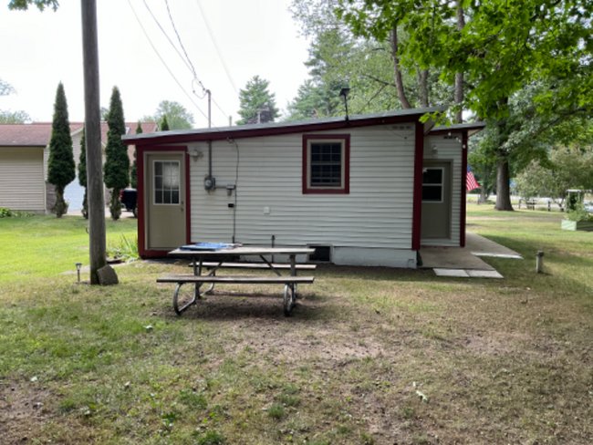 Building Photo - 1227 Port Austin Rd