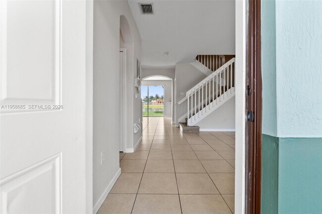 Foto del edificio - 1458 SE 24th Ct