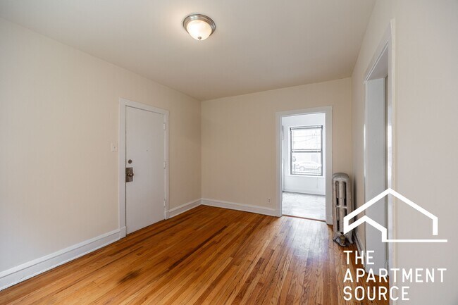 Foto del edificio - 2651 N Spaulding Ave