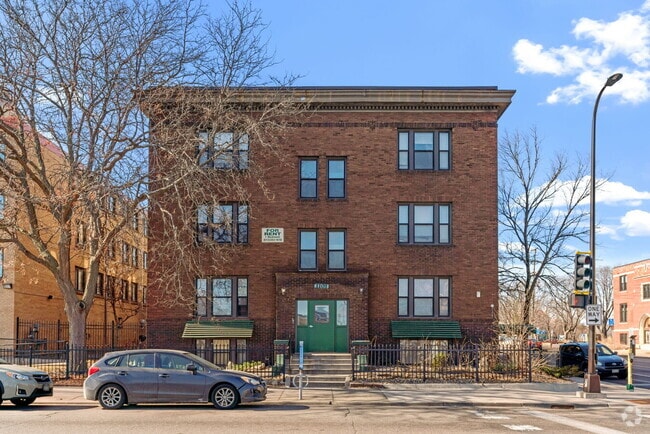 Building Photo - 1101 S 7th St