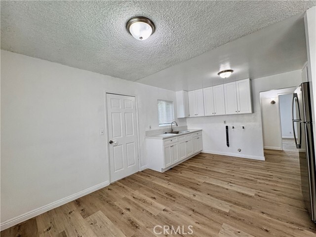 Foto del edificio - 4128 Rowland Ave