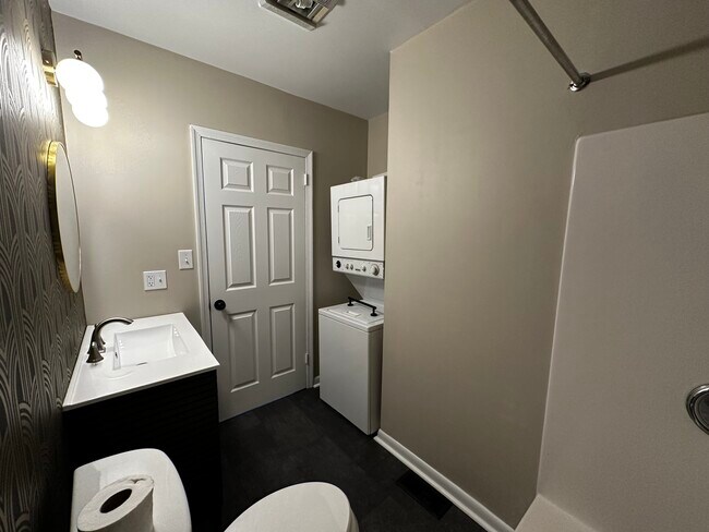 Baño - 1206 Delaware Ave