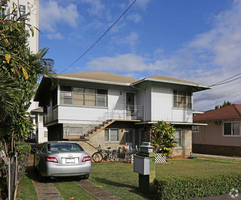 Foto del edificio - 718 Palani Ave