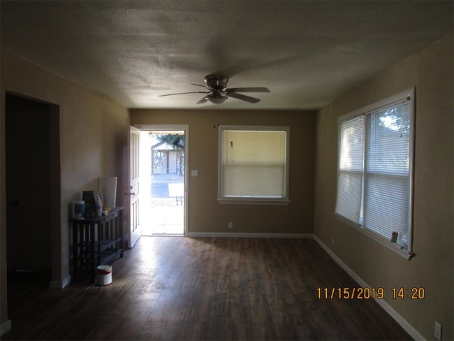 Foto del edificio - 307 Woodbridge Ave