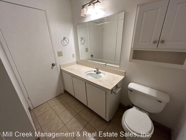 Foto del edificio - 2 br, 2 bath House - 244 N. Crenshaw