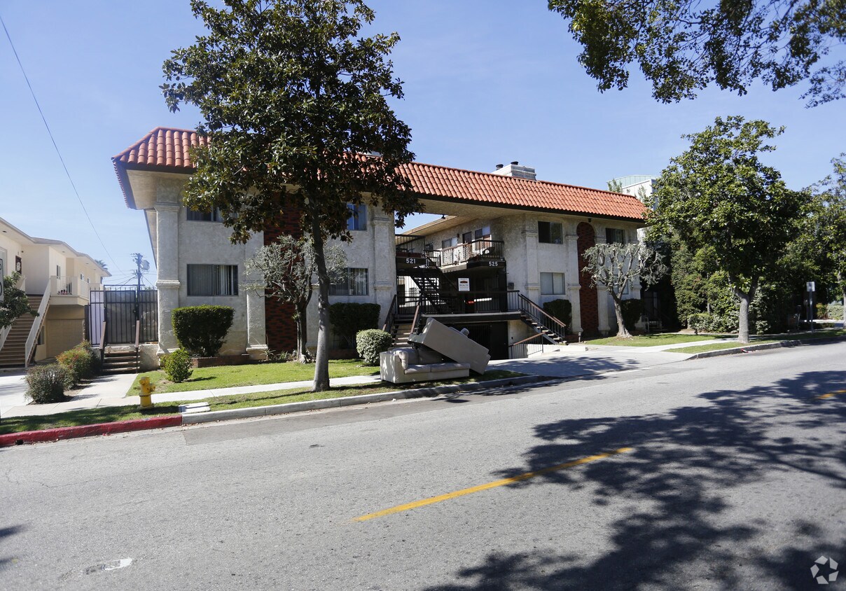 Building Photo - 521-525 Concord St