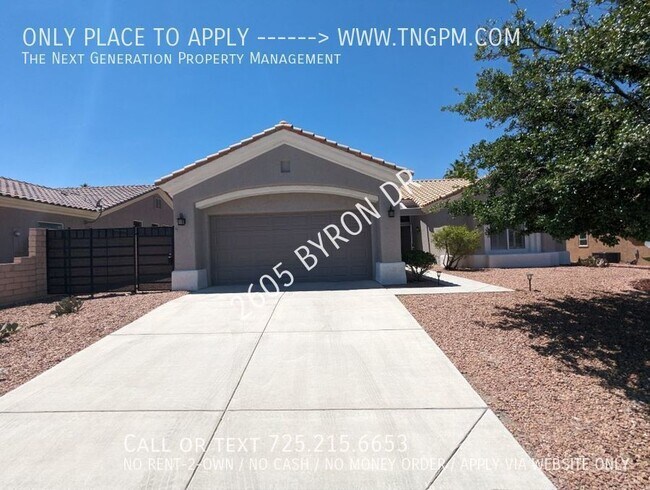 Building Photo - 2605 BYRON DR