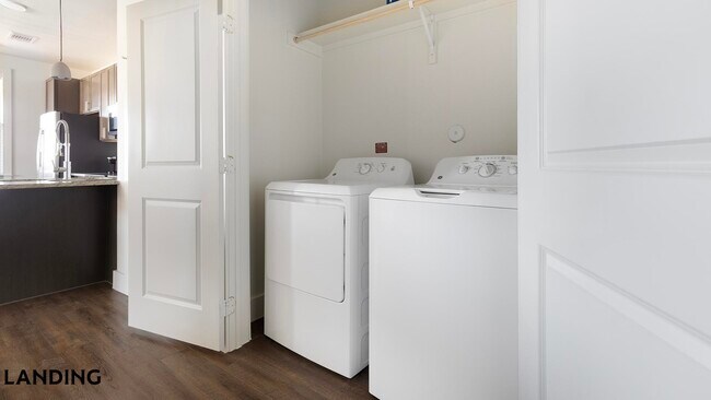 Building Photo - 20915 Wilderness Oak