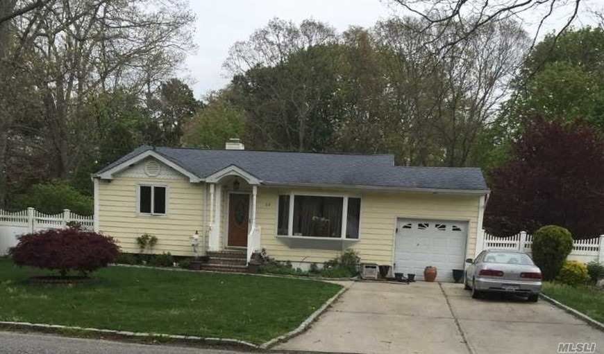 Primary Photo - 1619 N Gardiner Dr