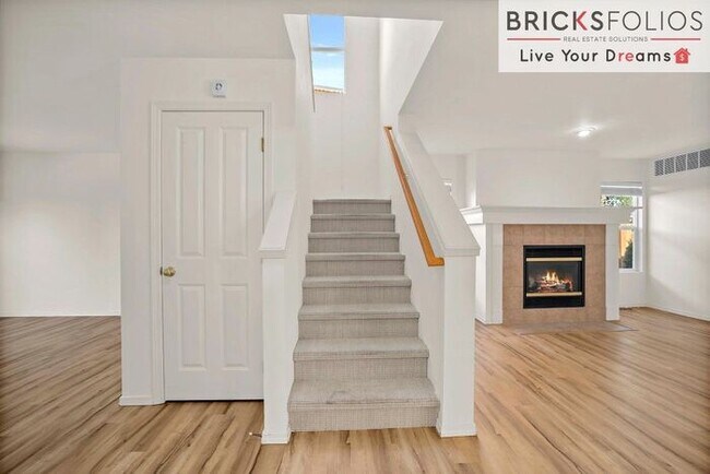 Foto del edificio - Walk to Rosa Parks & Timberline! Close to ...