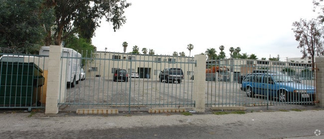 Building Photo - JKP Apartments