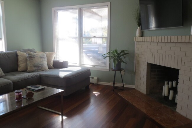Foto del edificio - 56 S Finley Ave