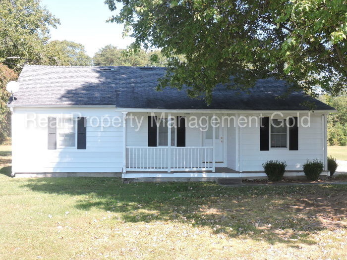 Primary Photo - 42472 Fairgrounds Rd